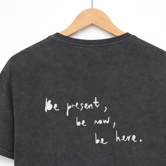 Be Present – Dein Ruhepol Shirt oversized