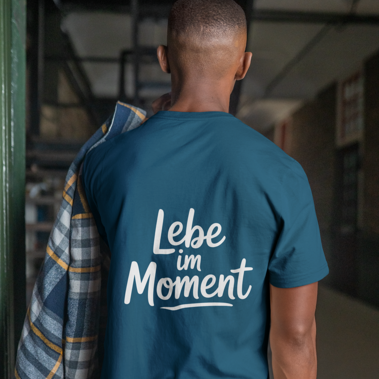 T-Shirt Unisex - LEBE IM MOMENT