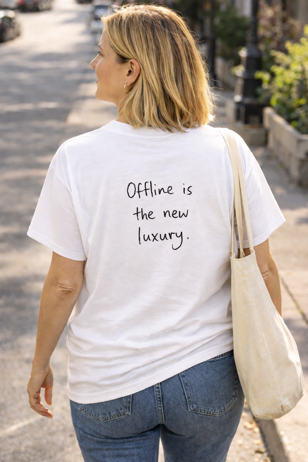 T-Shirt Unisex - Offline is the new luxury